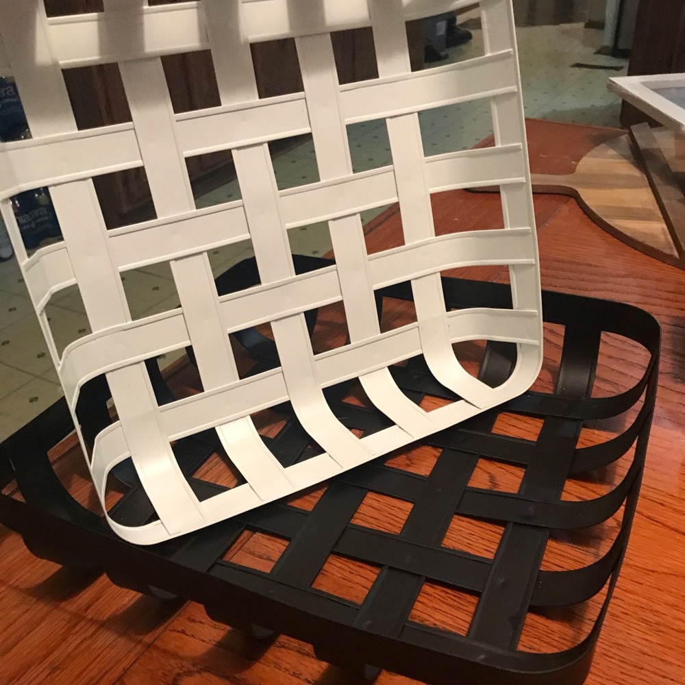 Tabasco baskets